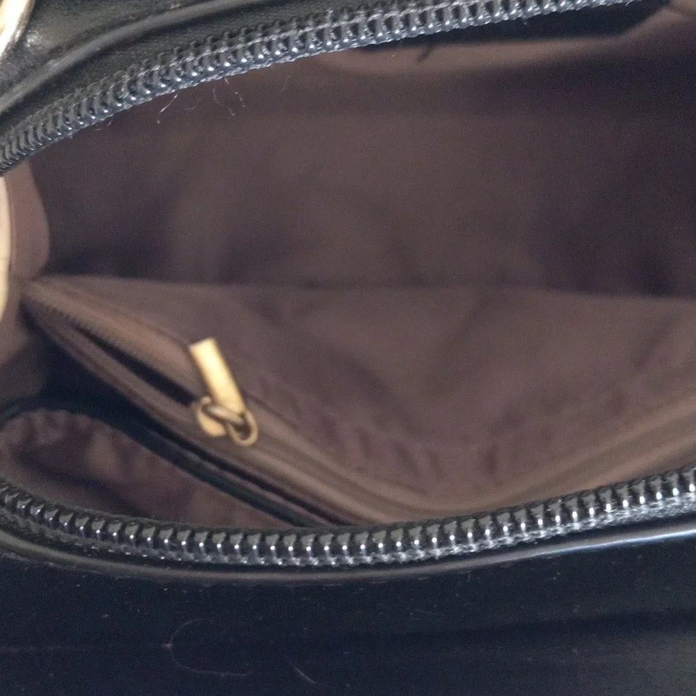 Handbag - Picture 11 of 15